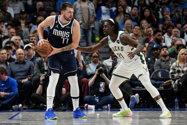 格林41分火箭大胜爵士8连胜 太阳胜马刺3连胜