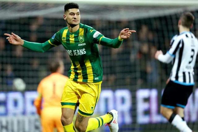 英超夺冠赔率:红军冷平仍第1 曼城反超切尔西