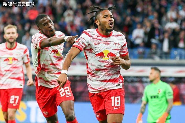 赵维伦：第一次穿上国家队战袍 那感觉太棒了