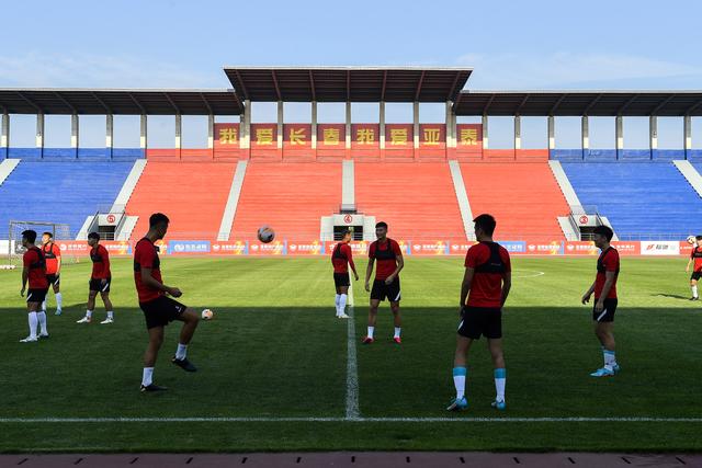 魔术6连胜送太阳4连败 吹杨19助老鹰险胜国王